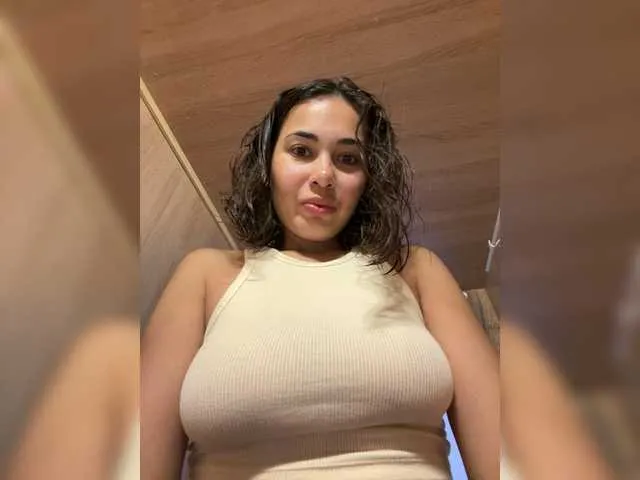 blondeambitionnn – webcam model profile photo Image 10