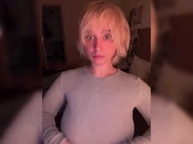 EmmaPink3 – webcam model profile photo Image 11