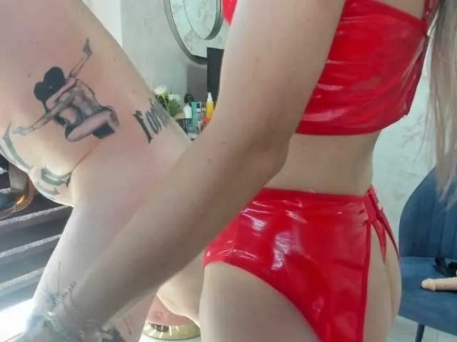 SofiaSins – webcam model profile photo Image 2