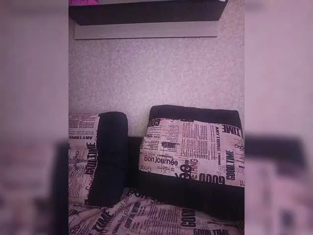 Zilay1965 – webcam model profile photo Image 3