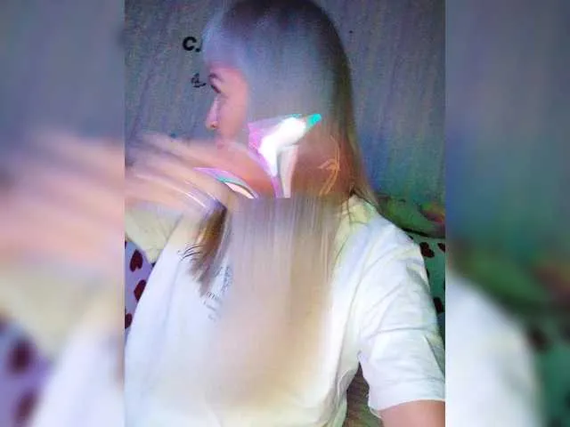 Loli_Belle – webcam model profile photo Image 16