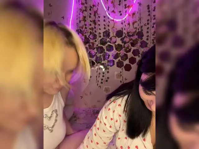 SusyBlair – webcam model profile photo Image 4