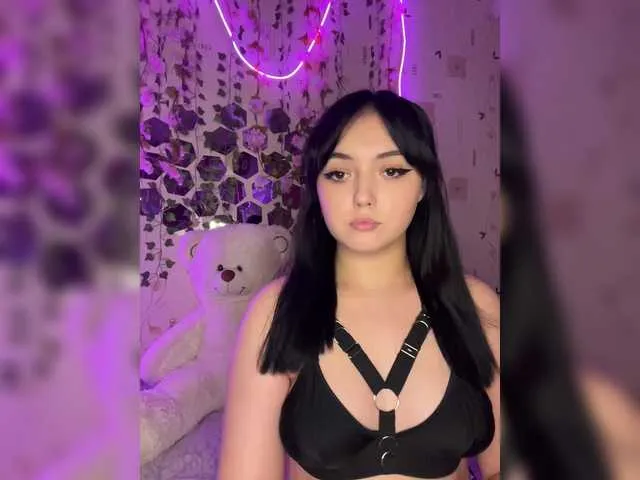 SusyBlair – webcam model profile photo Image 6