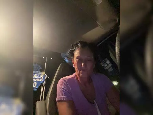 Cute-Lolly – webcam model profile photo Image 8