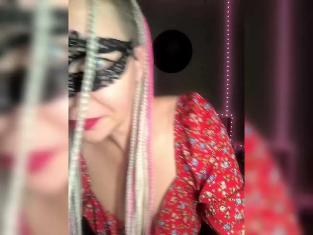 blondeambitionnn – webcam model profile photo Image 11