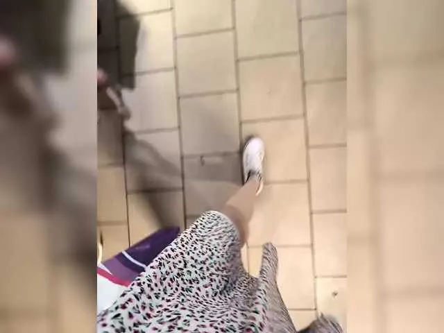 blondeambitionnn – webcam model profile photo Image 2