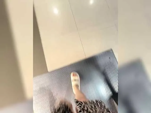 blondeambitionnn – webcam model profile photo Image 7