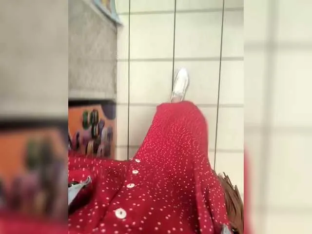 blondeambitionnn – webcam model profile photo Image 8