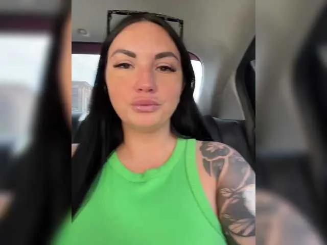 blondeangel_4u2 – webcam model profile photo Image 12