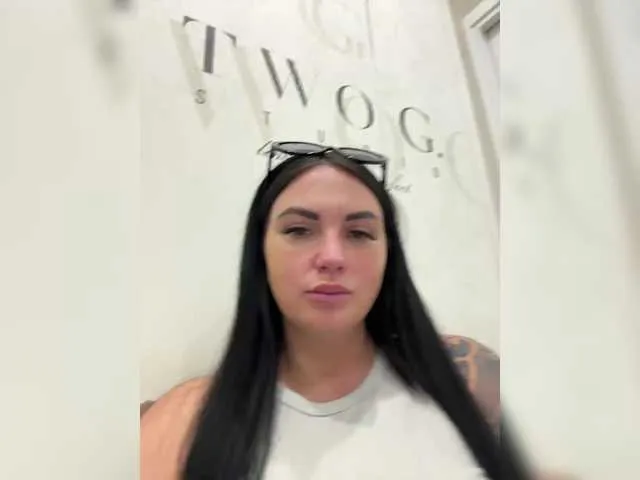 blondeangel_4u2 – webcam model profile photo Image 14