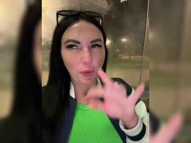 blondeangel_4u2 – webcam model profile photo Image 16