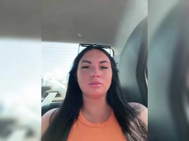 blondeangel_4u2 – webcam model profile photo Image 8