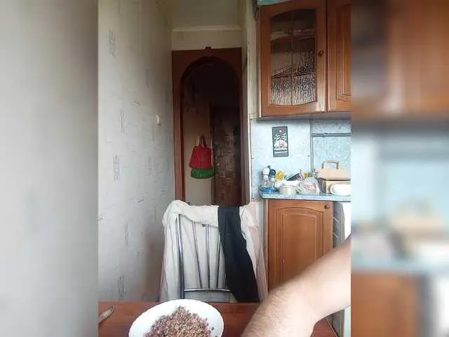 Loli_Belle – webcam model profile photo Image 2