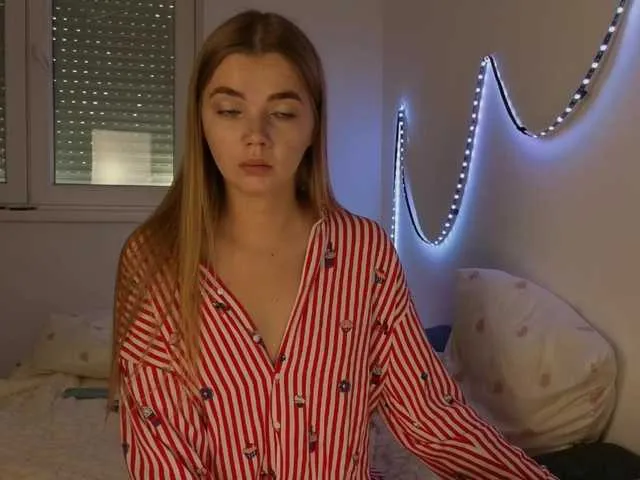 LorrySkye – webcam model profile photo Image 11