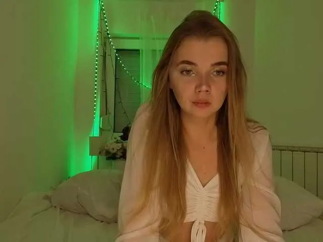 LorrySkye – webcam model profile photo Image 5