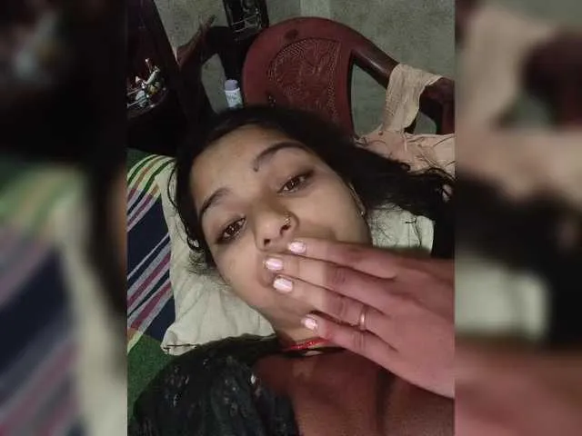 Loli_Belle – webcam model profile photo Image 8