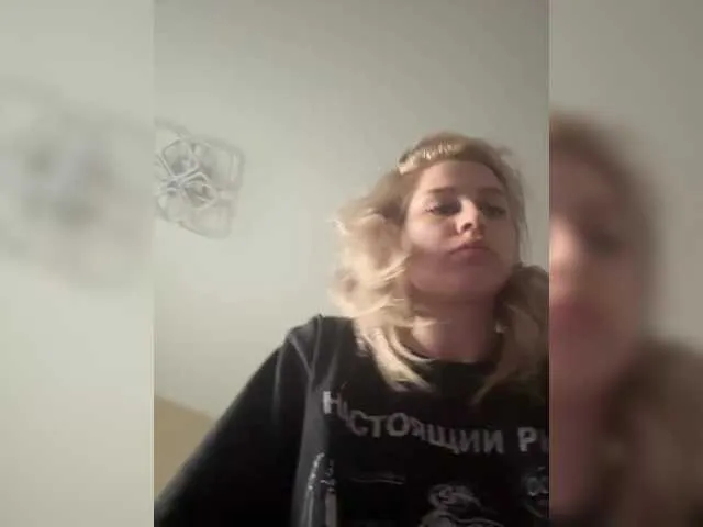 VioletchelseaBabesatation – webcam model profile photo Image 3