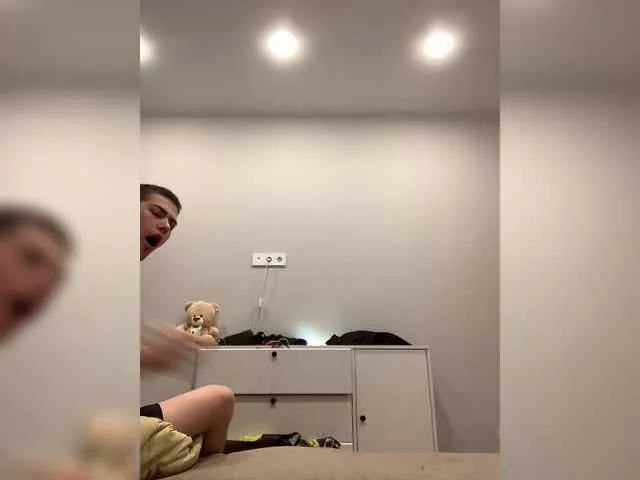 Hotforunow – webcam model profile photo Image 18