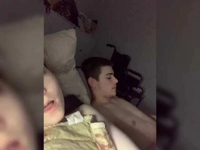 Hotforunow – webcam model profile photo Image 6