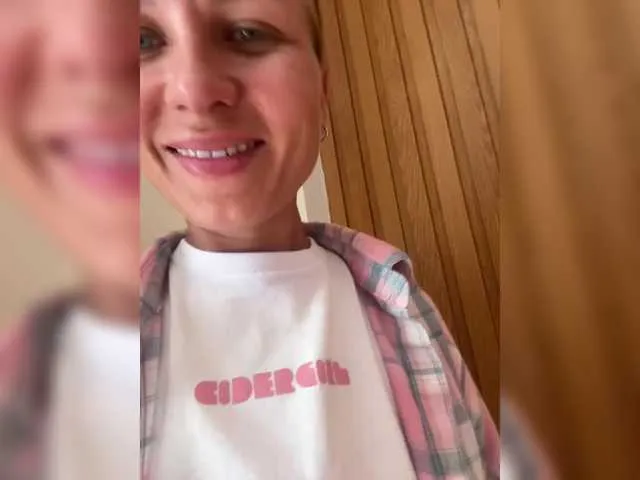 blondeambitionnn – webcam model profile photo Image 13