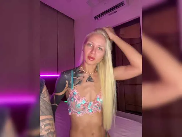 blondeambitionnn – webcam model profile photo Image 17