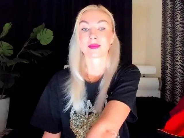 JuliaQuin – webcam model profile photo Image 5