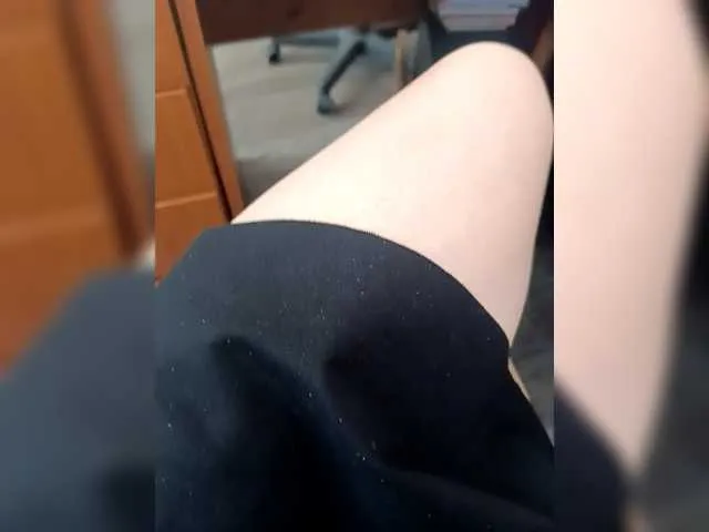 Zilay1965 – webcam model profile photo Image 11