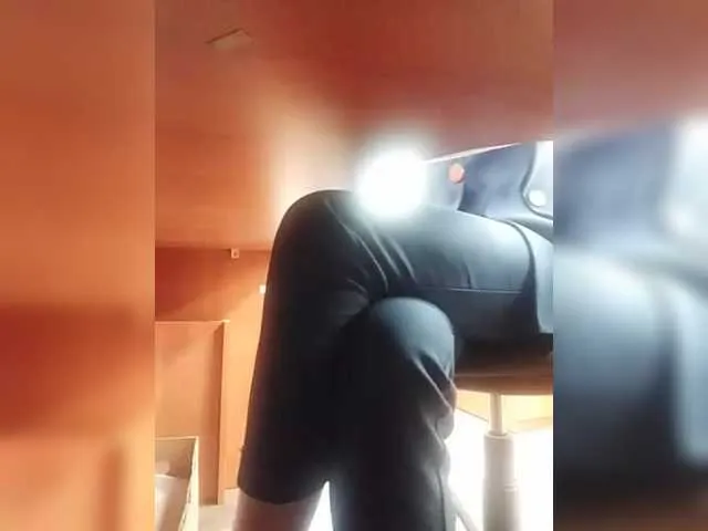 Zilay1965 – webcam model profile photo Image 15