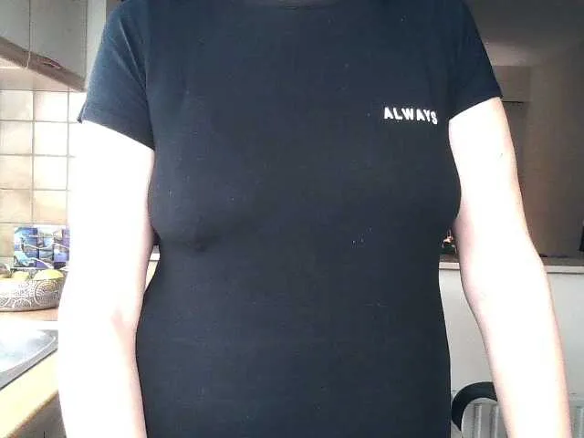 SquirtleBabyy – webcam model profile photo Image 11