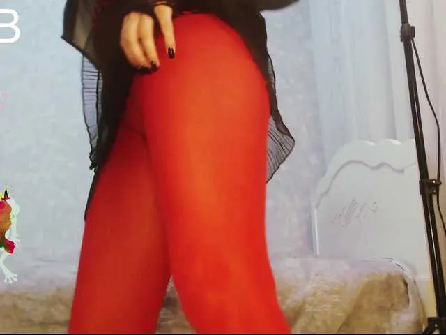 LoraDevine – webcam model profile photo Image 13