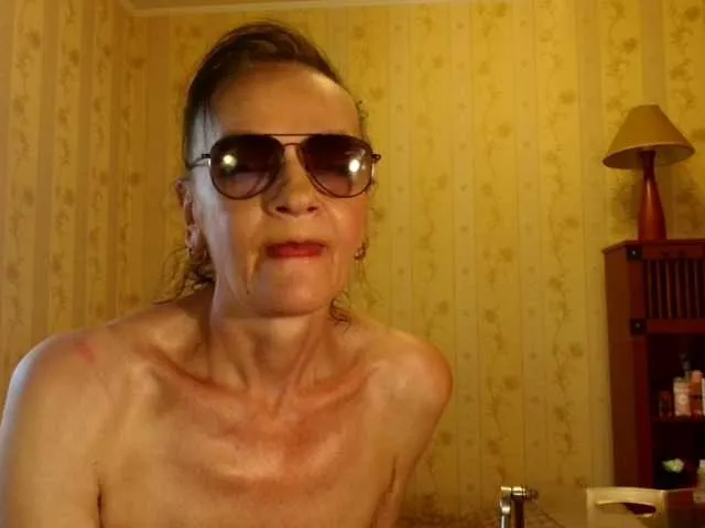 BlondeScarlettx – webcam model profile photo Image 5