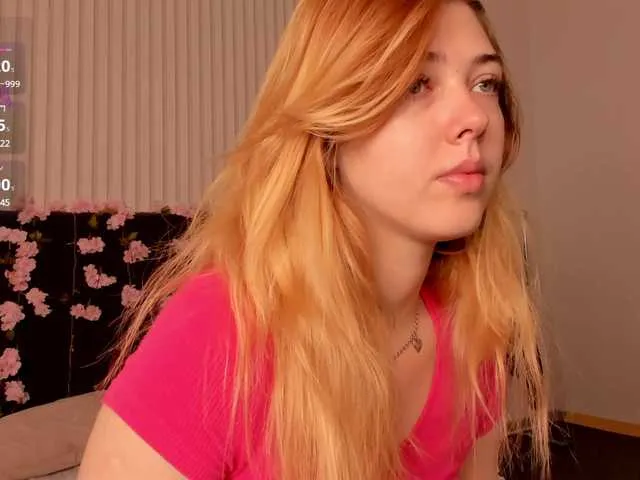 LorrySkye – webcam model profile photo Image 4