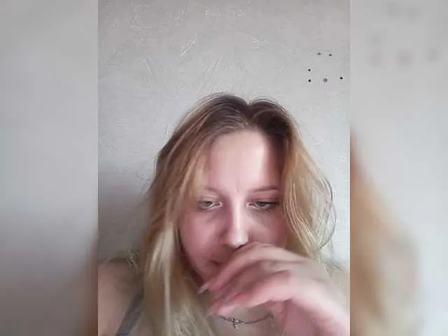 SusyBlair – webcam model profile photo Image 13