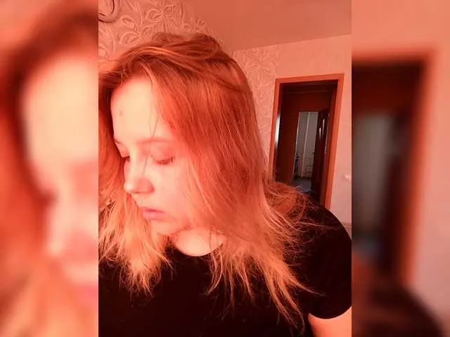 SusyBlair – webcam model profile photo Image 3