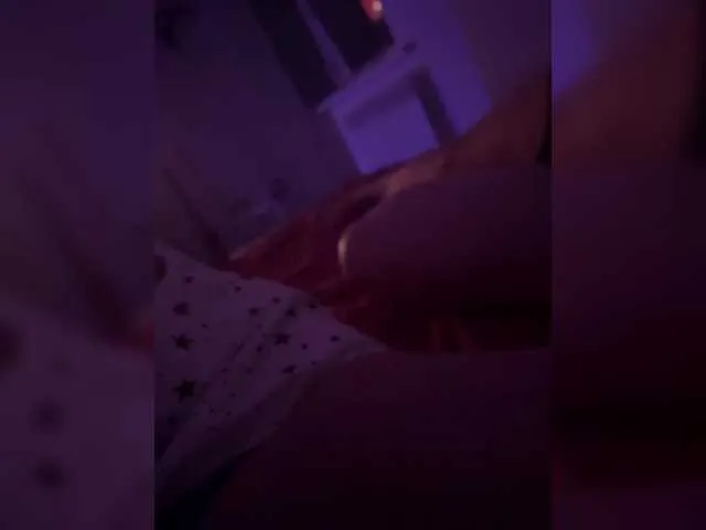 blondeambitionnn – webcam model profile photo Image 4