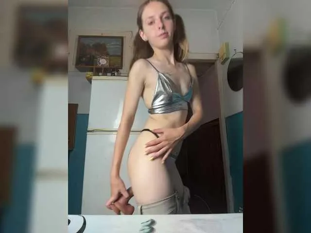 BlondeScarlettx – webcam model profile photo Image 6