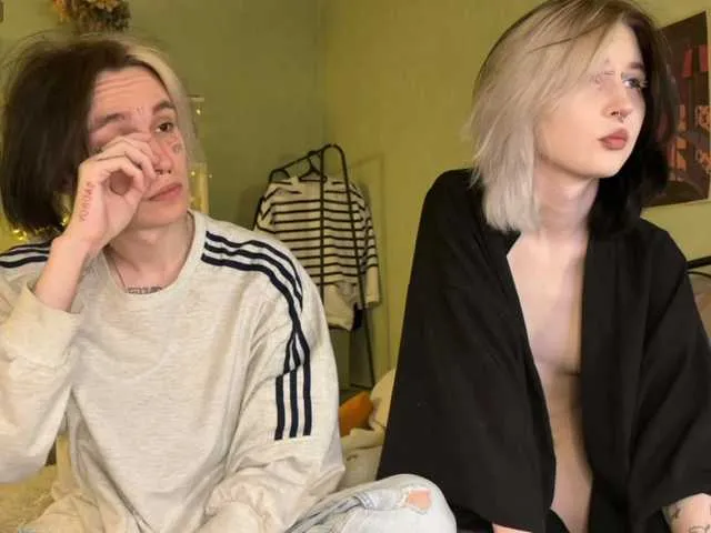 awesome-party – webcam model profile photo Image 12