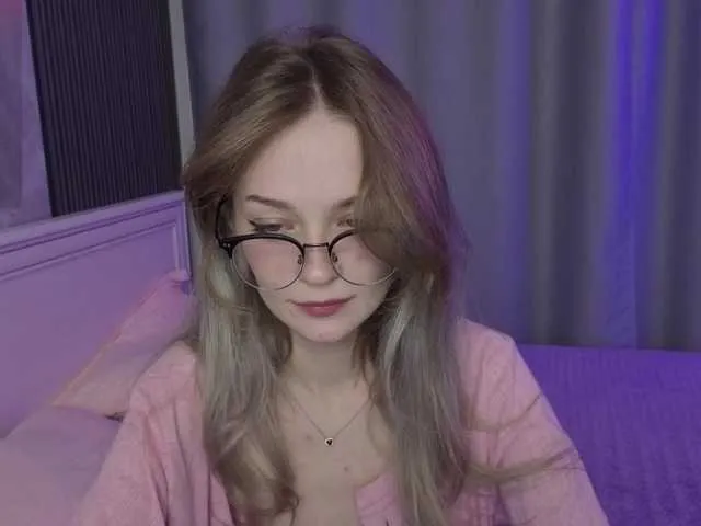 zaykazzz111 – webcam model profile photo Image 13