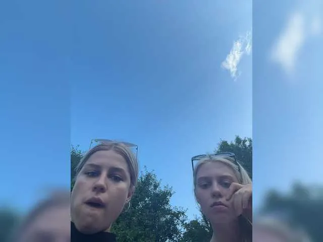 BlondeHott – webcam model profile photo Image 8