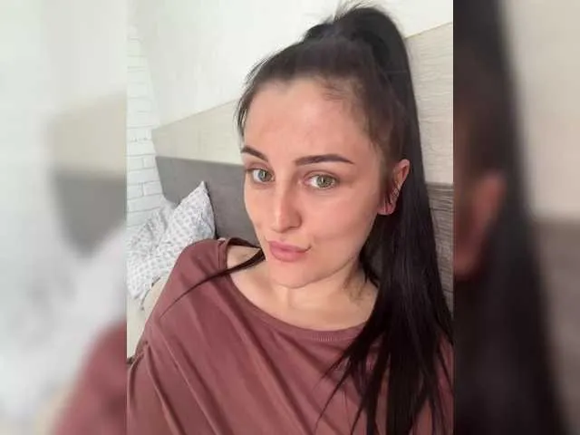 blondeangel_4u2 – webcam model profile photo Image 14