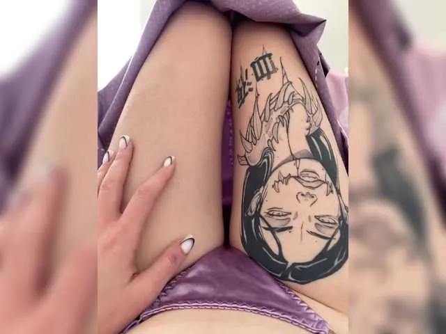 blondeambitionnn – webcam model profile photo Image 17