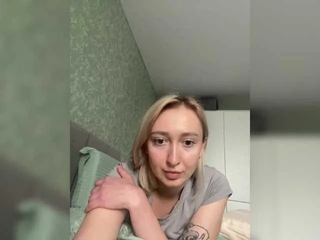 blondeambitionnn – webcam model profile photo Image 2