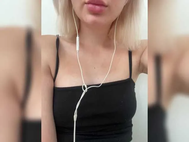 blondeambitionnn – webcam model profile photo Image 9