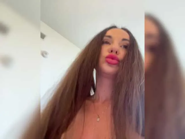 SelennaMoon – webcam model profile photo Image 15