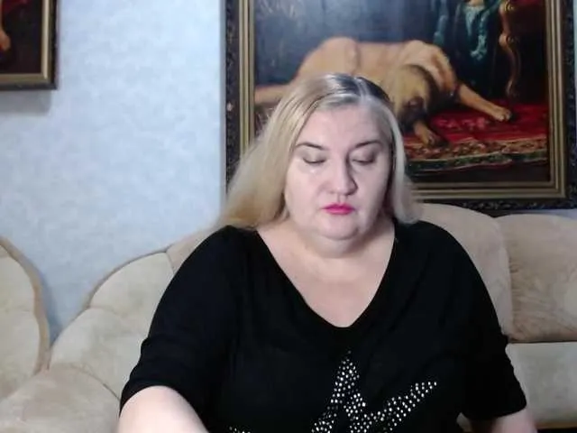 SusyBlair – webcam model profile photo Image 12