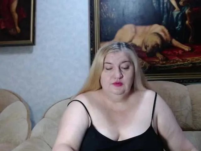 SusyBlair – webcam model profile photo Image 14