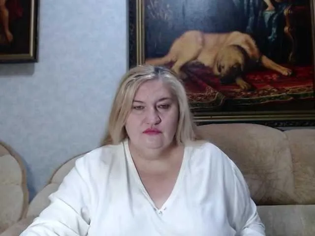 SusyBlair – webcam model profile photo Image 3