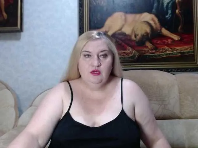 SusyBlair – webcam model profile photo Image 4