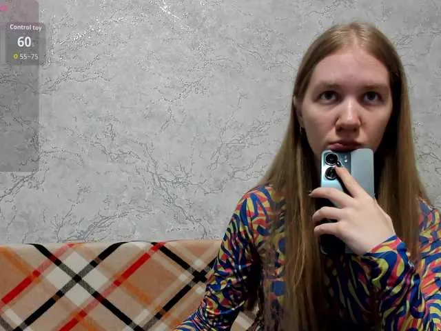 MartinaCroxx – webcam model profile photo Image 3