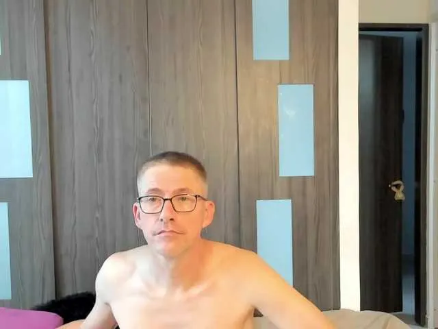 BlondeHott – webcam model profile photo Image 14